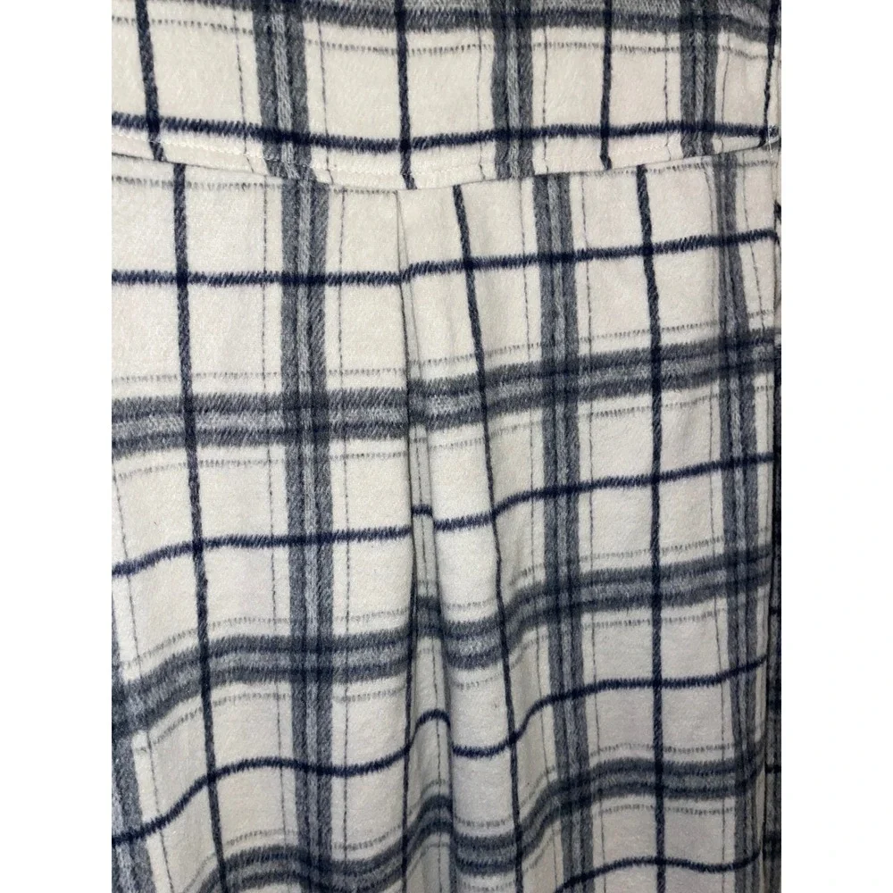 Camellia Plaid Button Down Shacket Women 1X Cream Navy Grid Shirt Jacket - Picture 7 of 8